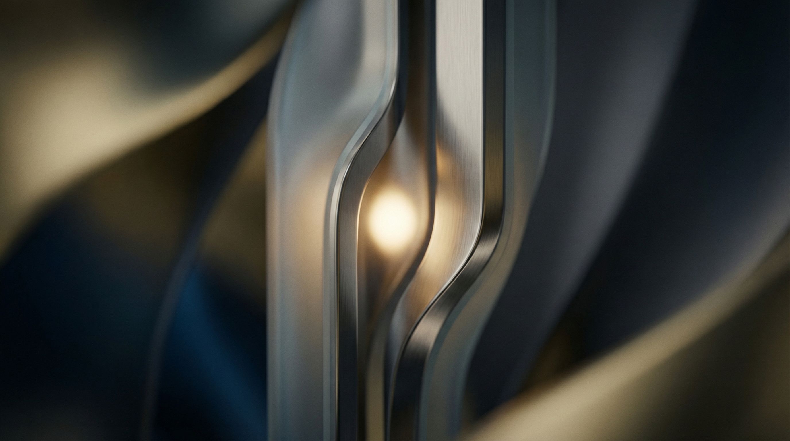 Abstract metallic curves with soft light