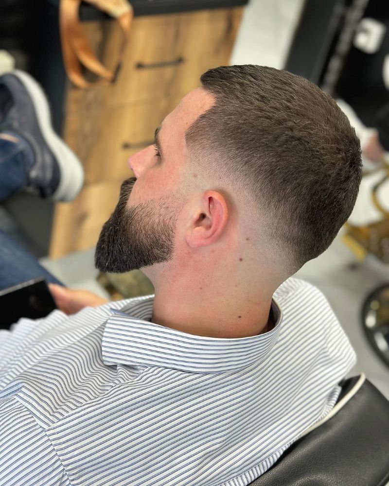 Male Professional Skin Fade Haircut with Beard