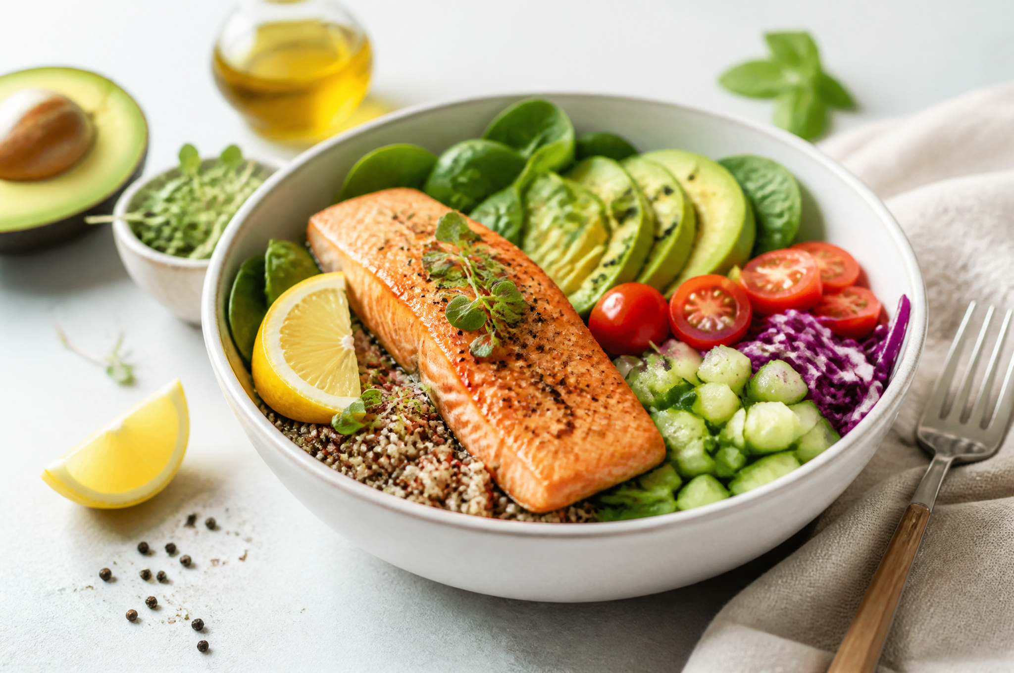 Fresh Grilled Salmon Quinoa Bowl with Vegetables