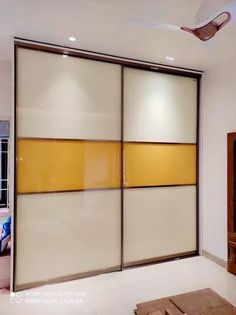 Bedroom wardrobe unit
