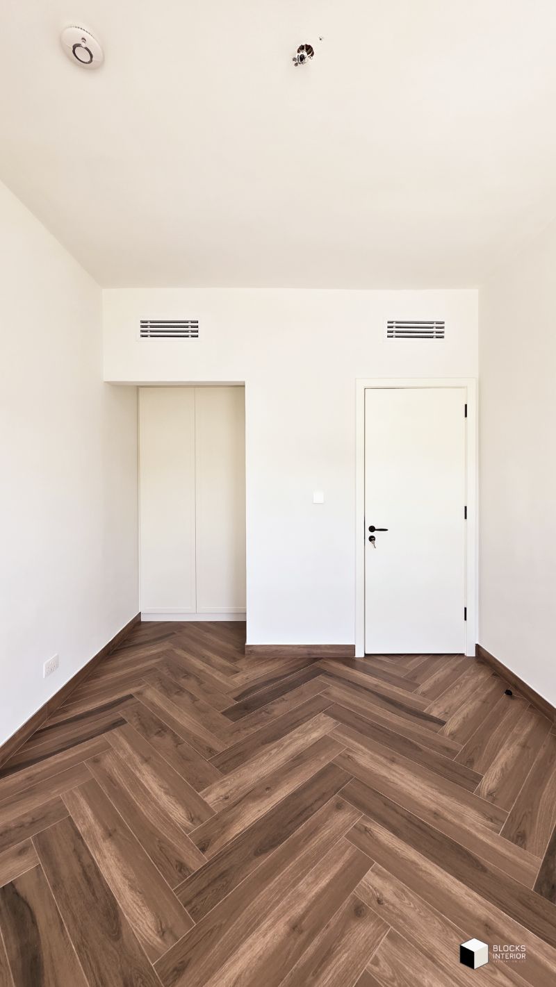 Interior 03