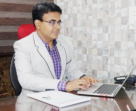 Dr. Saurabh