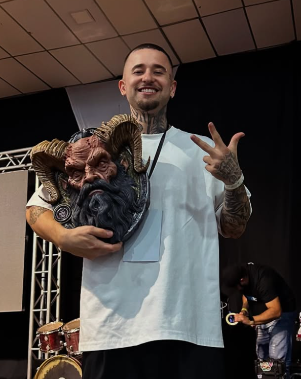 1º Preto e Cinza Tattoo Ink Pinhais