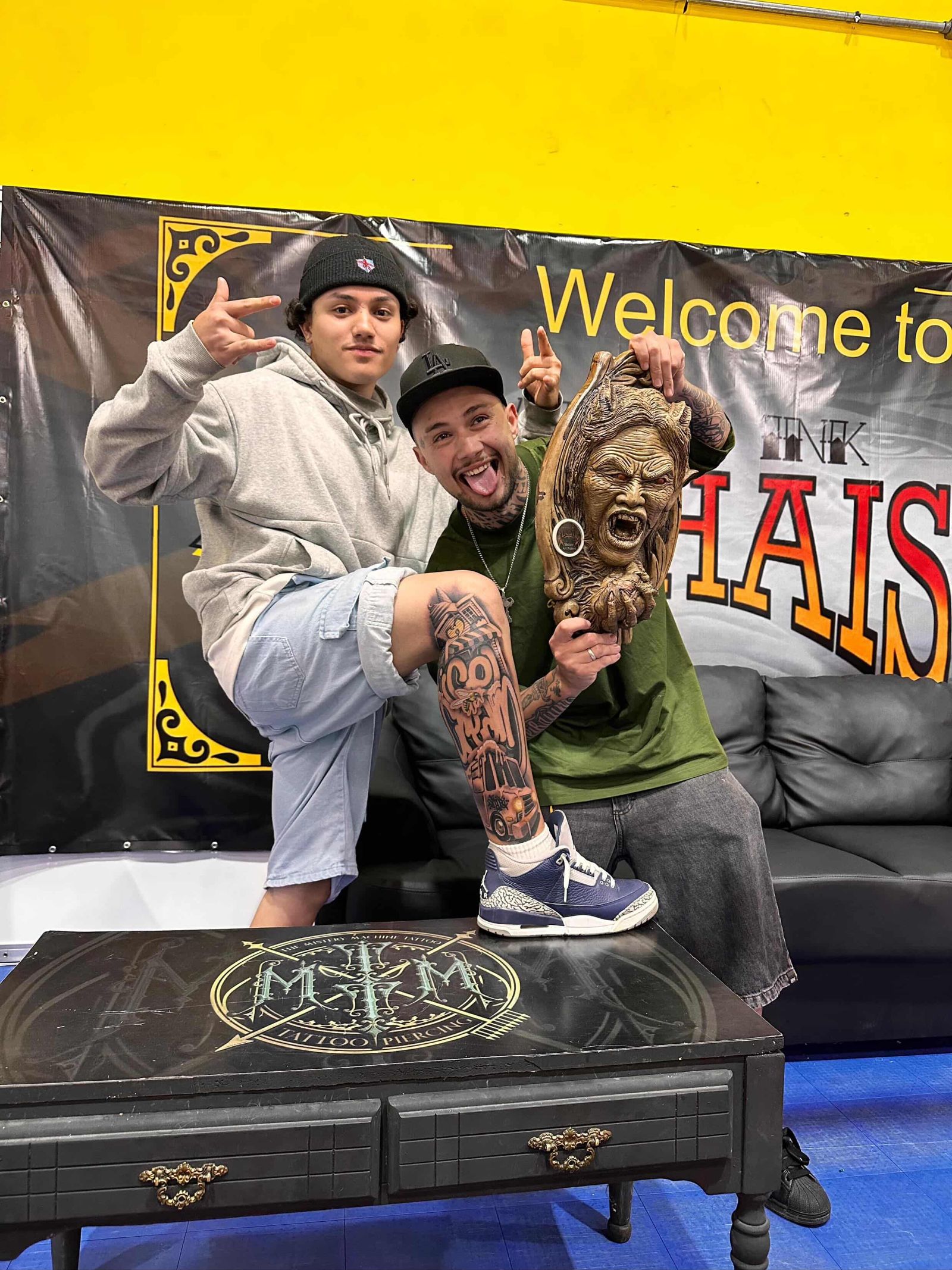 1º Lugar — Lettering 2023