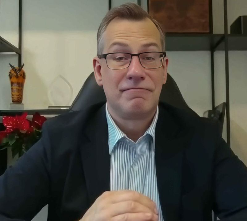 AKAD University: KI-Professor Valters