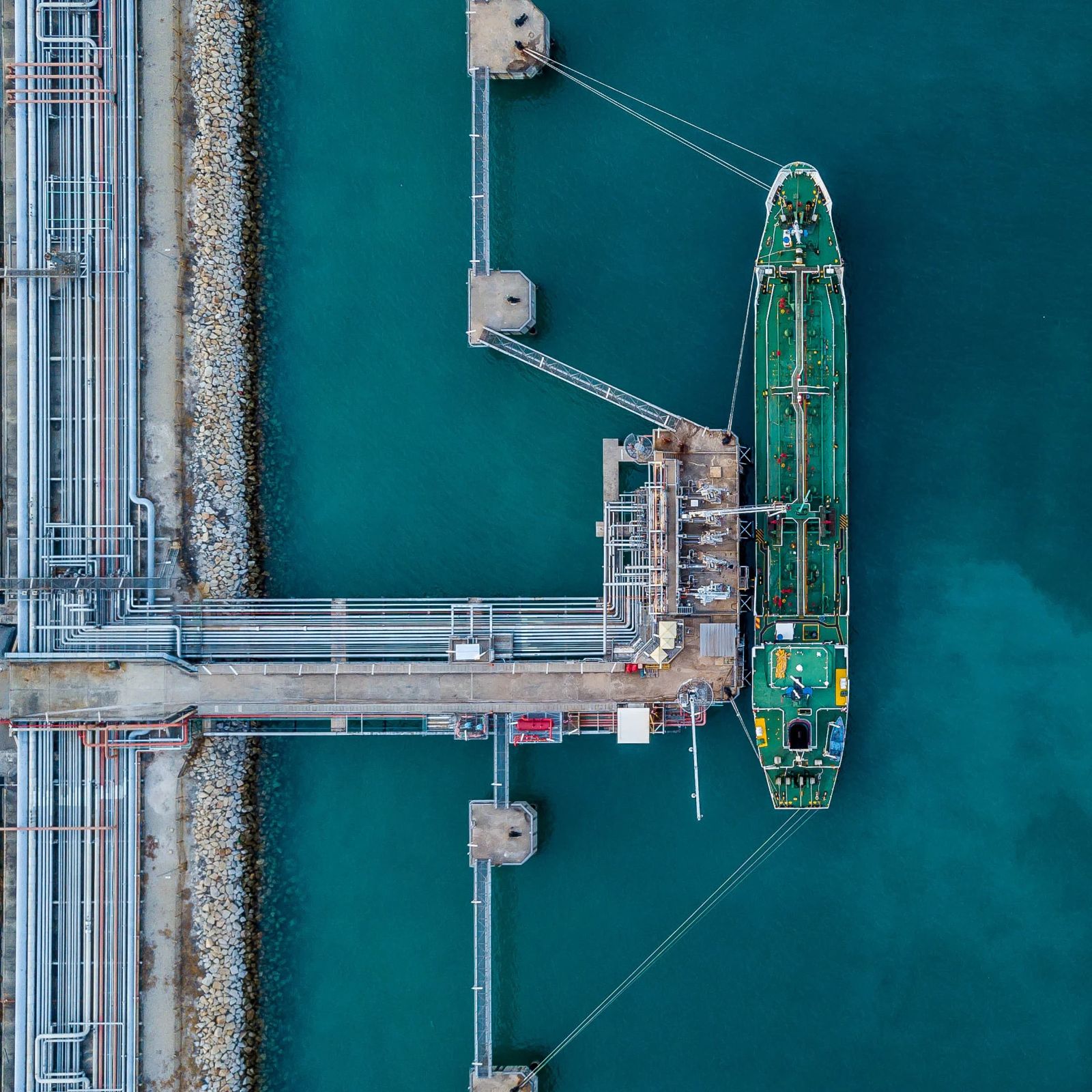 Chartering & Shipbroking Tunisia - Vessel Brokerage Services