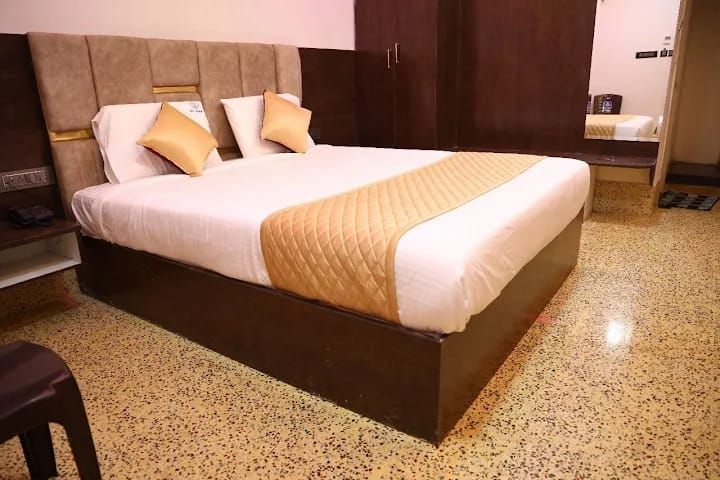 Deluxe Room at PVP Inn