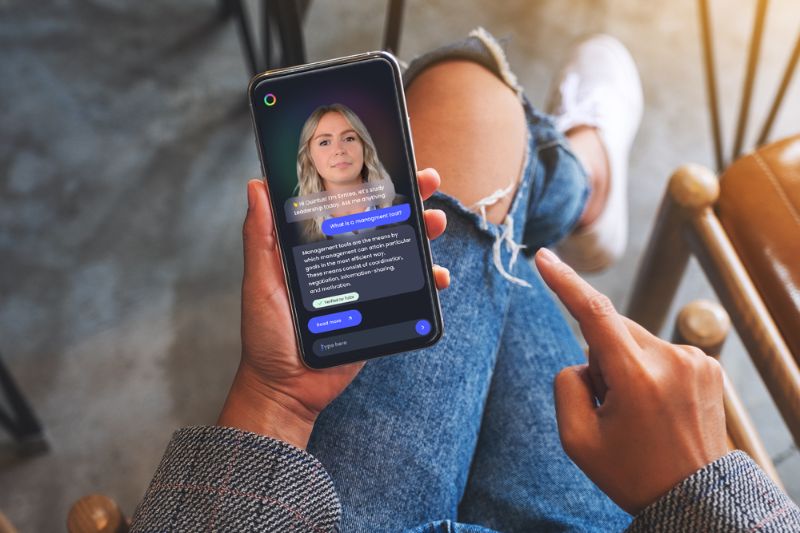 IU Internationale Hochschule: Syntea