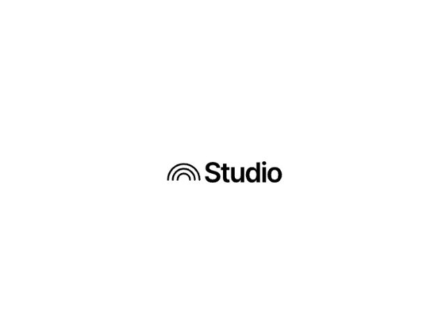Logo SVG with Concentric Signal Arcs and Text